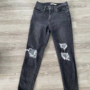Levi's black ripped skinny jeans